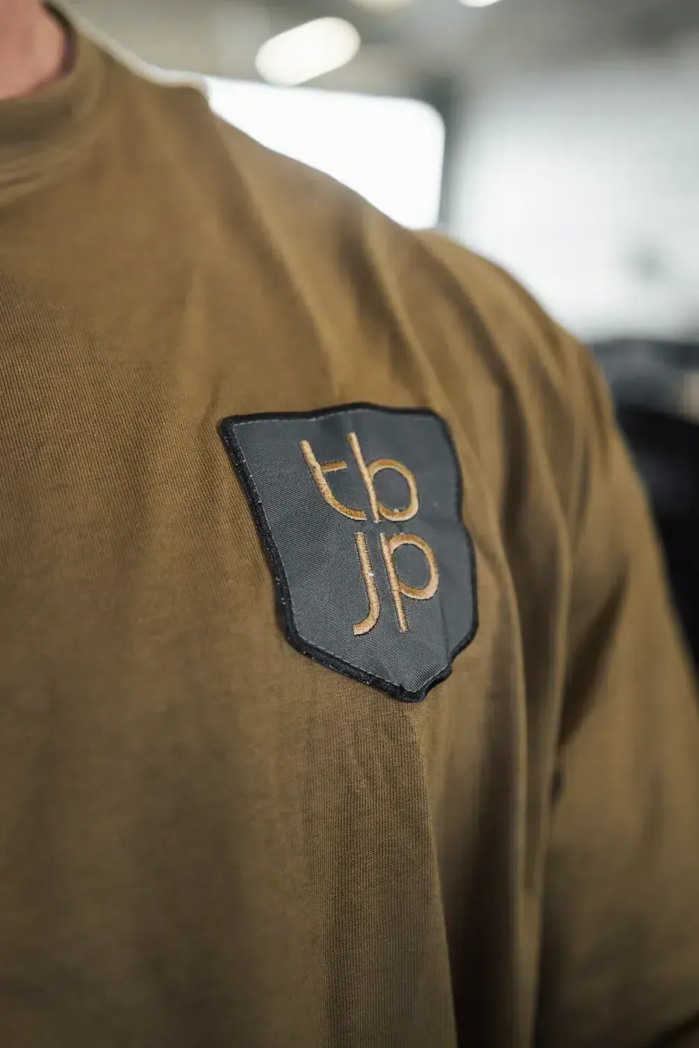 Trained by JP Shield T-shirt oliven 100% bomuld