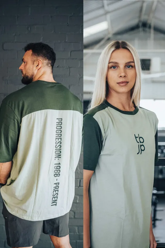 Trained by JP Set In Sleeve T-shirt Sage Pine bomuld