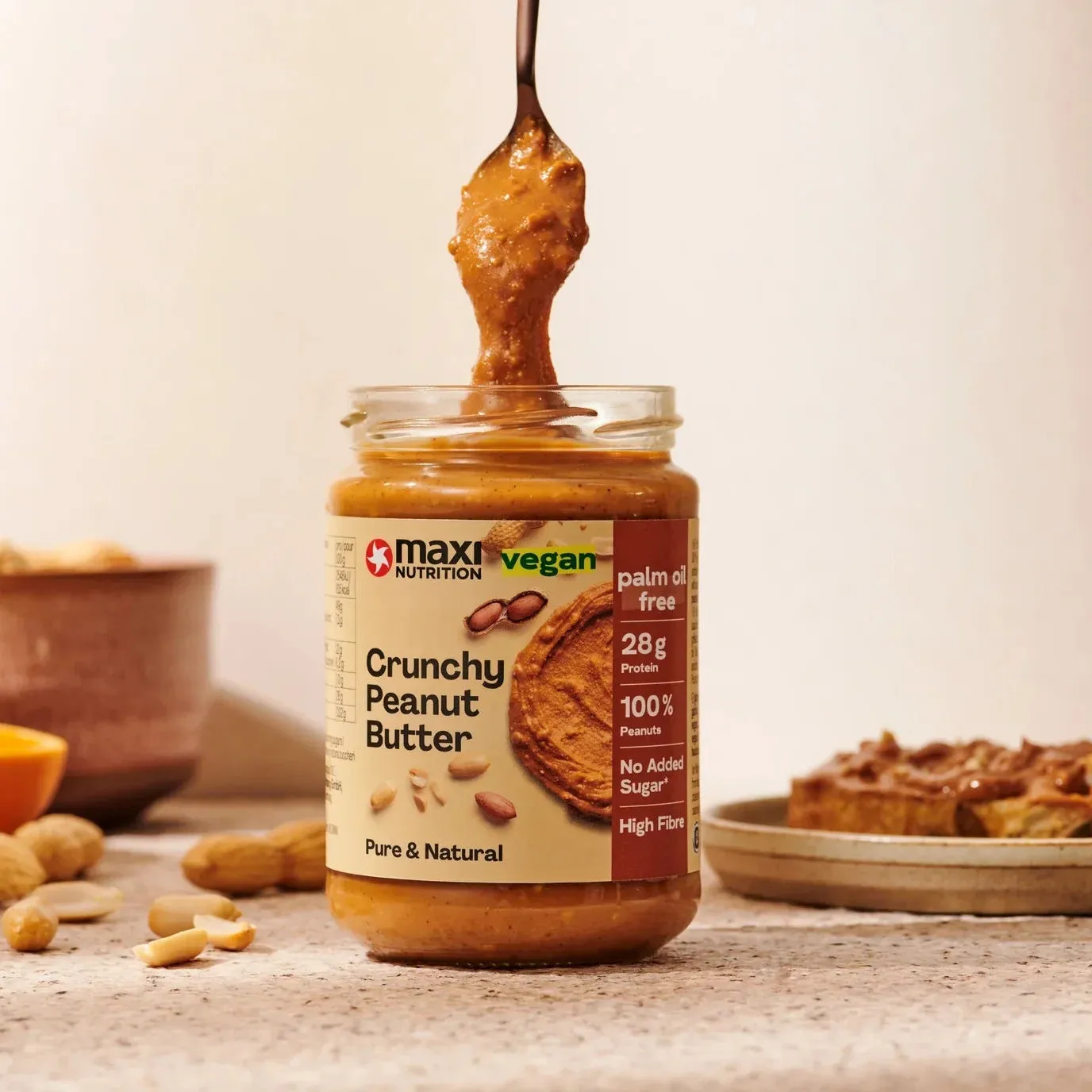 MaxiNutrition peanutsmør crunchy 350g 28% protein