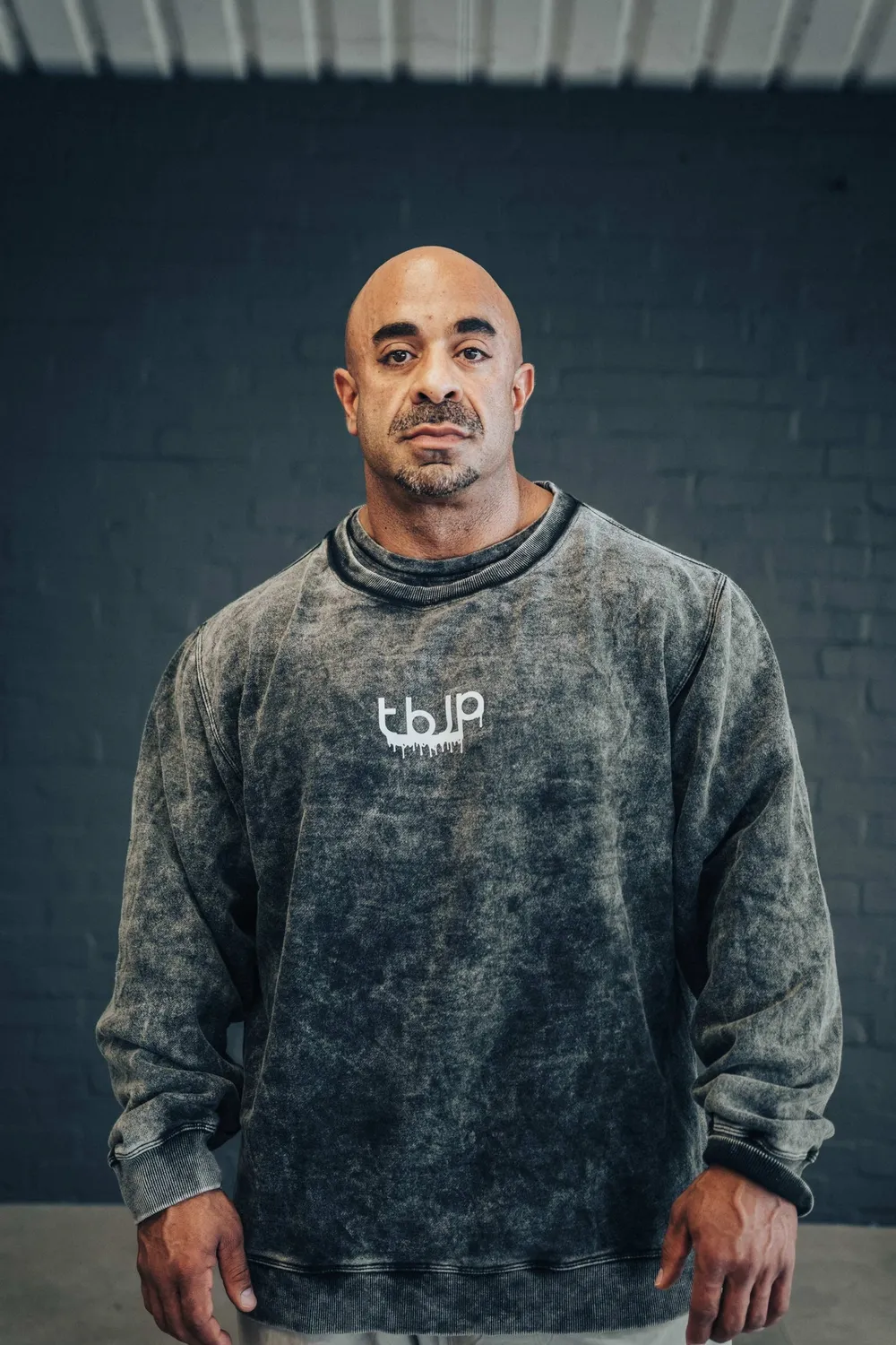 Trained by JP Drip Logo sweater sort grå logo